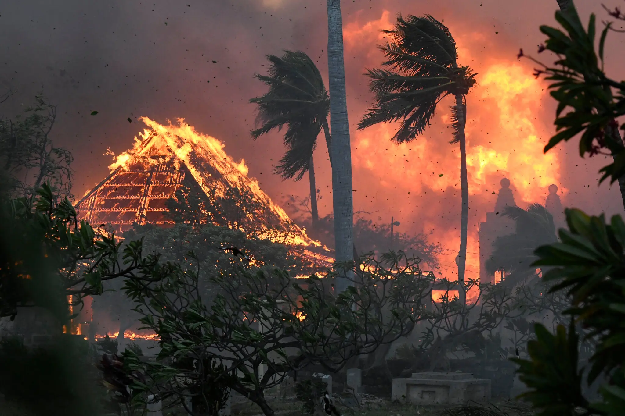 Lahaina fire destruction